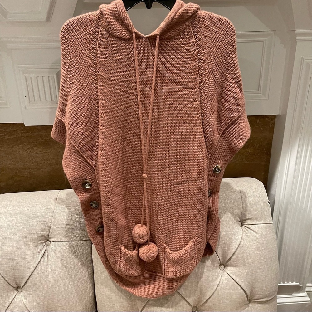 AU: Jack & Jill Cotton/Nylon Blend Poncho Misty Rose Button closure on side M